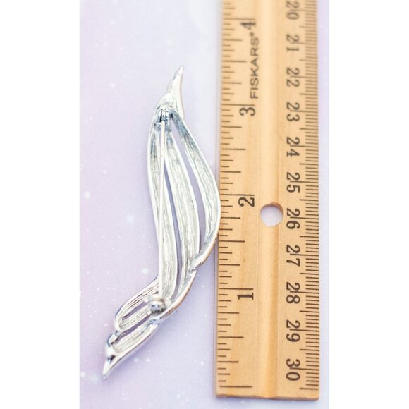 Vintage Silver Winds of Freedom | Silver Tone Brooch | J12 - Picture 3 of 3
